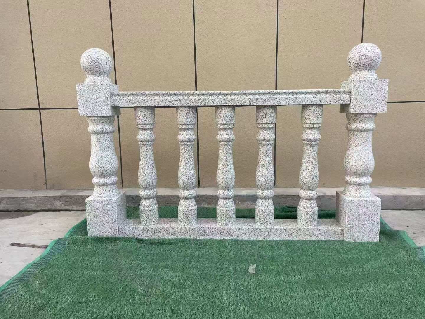 资阳芝麻白阳台栏杆 花岗岩栏杆